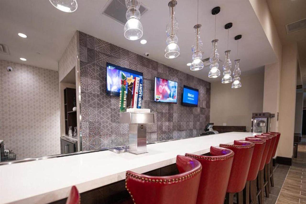 Embassy Suites By Hilton Round Rock Extérieur photo